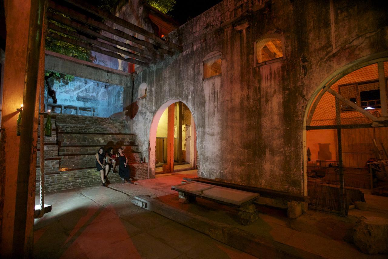 Hotel Bat & Arrow Padang  Exterior foto