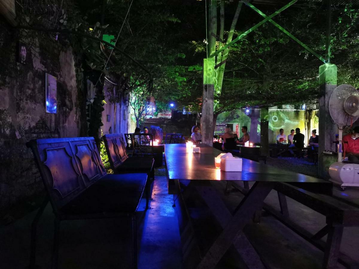 Hotel Bat & Arrow Padang  Exterior foto