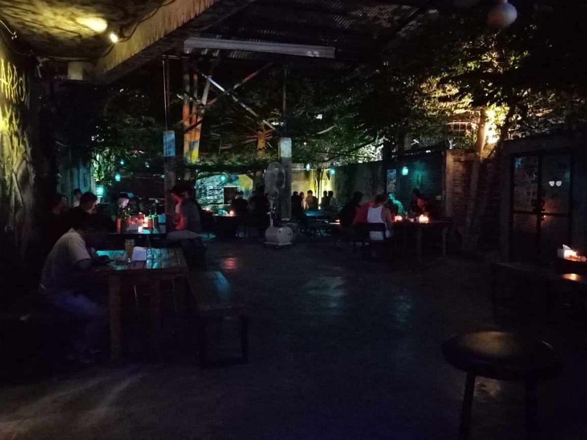 Hotel Bat & Arrow Padang  Exterior foto