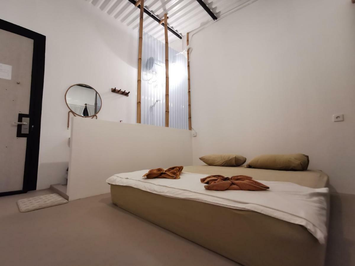 Hotel Bat & Arrow Padang  Habitación foto